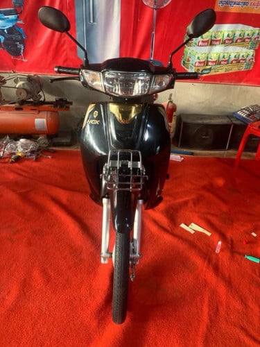 honda dream 024 មាន​ពន្ធ​ កាតគ្រី​ត្រឹម​ត្រូវ​ លក់1780$​ ទិញ​ដាច់​​ វ៉ៃ​ដូរ​ បង់​រំលោះ​បាន​