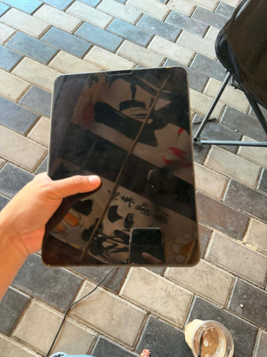 iPad Pro (11-inch) (3rd generation) sim wifi តម្លៃអាចចរចារបាន