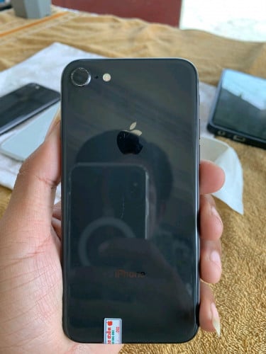 IPhone 8 64GB bypass SIM&​Wifi 98%