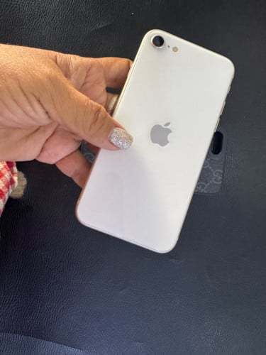 iPhone SE 3 64Gស្អាត98%