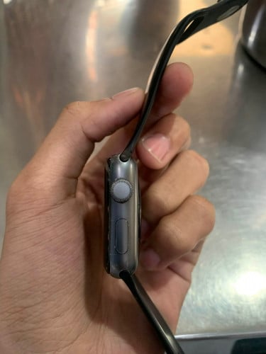 iwatch series 3 42mm អត់ឆ្នាំងសាក