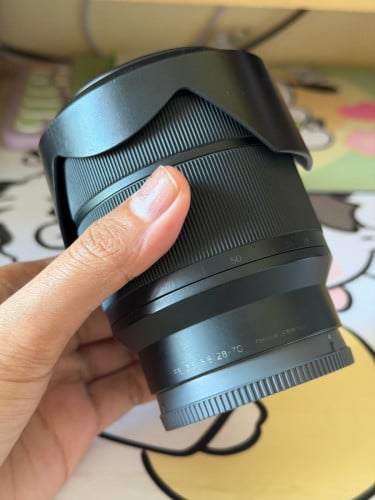 Len Sony FE 28-70mm F3.5-5.6 OSS