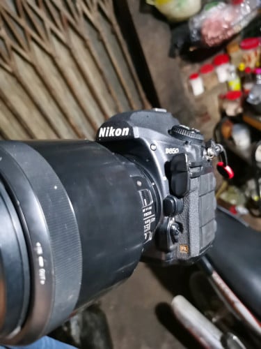 Nikon D850 only body នៅស្អាត