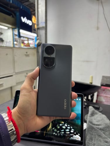 Oppo Reno10 256G Ram8G Sim2 Global បែកថាច់អត់ដើរ ប៊ូតុង