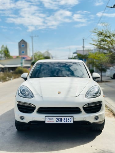 PORSCHE CAYENNE S