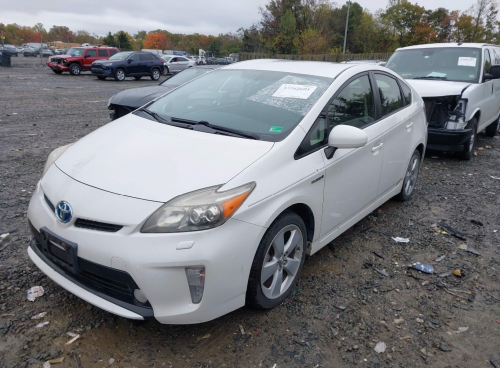 Prius 2013 Option 5 ដល់ផែ 08-02-26