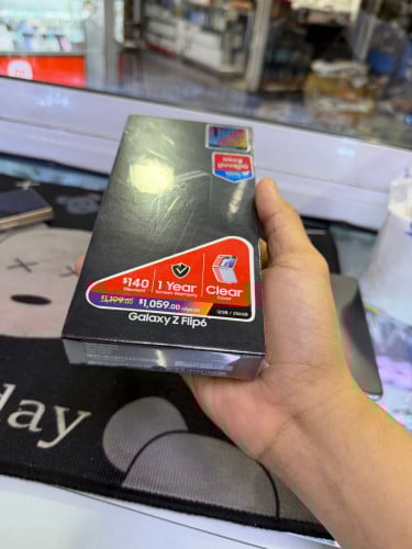 Samsung zfilp 6 256G ក្រុមហ៊ុន