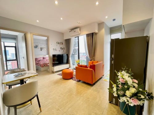 Time Square 2 Two Bedrooms for Rent (Cornor)