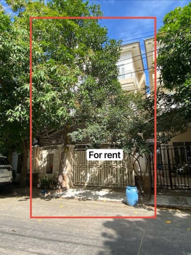 Villa ជួលនៅបុរី លីមឈាងហាក់ ចំការដូង