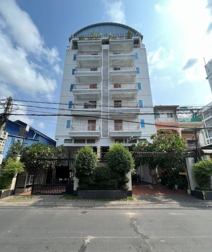 Whole Apartment Building For Sale in BKK Area
