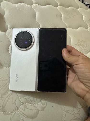 X Fold 3 16/512G លក់ក្រោមទីផ្សារ