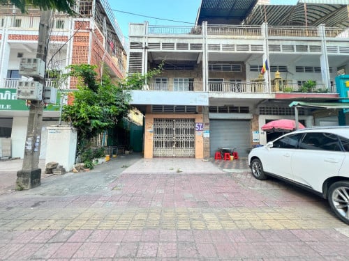 ផ្ទះសម្រាប់ជួល​ផ្លូវម៉ៅសេងតុង ខណ្ឌបឹងកេងកង​