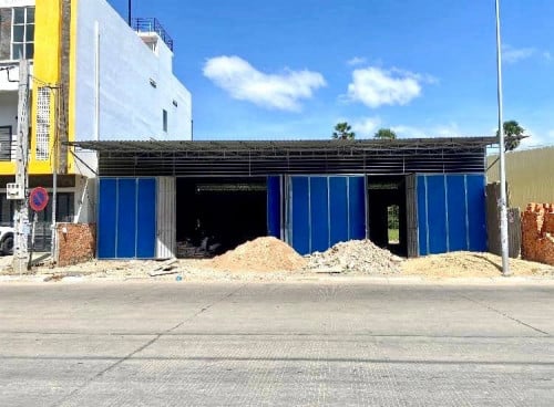 ឃ្លាំងអាជីវកម្មសម្រាប់ជួល លើផ្លូវធំ –ក្រាំងធ្នង់, សែនសុខ ភ្នំពេញ