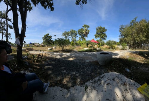 ដីភូមិជួលនៅ ជិតផ្សារព្រៃខ្មែរ កំពង់ឆ្មាំង