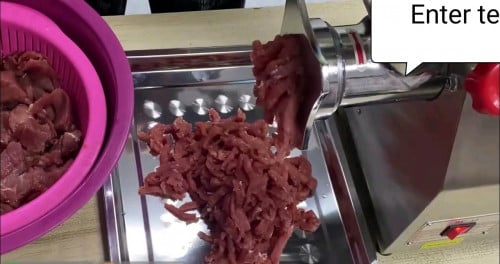 កិនសាច់ក្រក ខ្នាតធំ