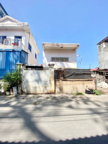 ដីនិងផ្ទះលក់បន្ទាន់