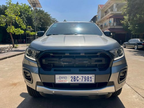 លក់​ ម្ចាស់​ដើម​