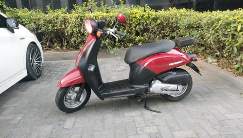 ម៉ូតូធូដេលក់