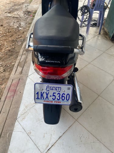 សង់024 លក់ 1750$ចរចារ