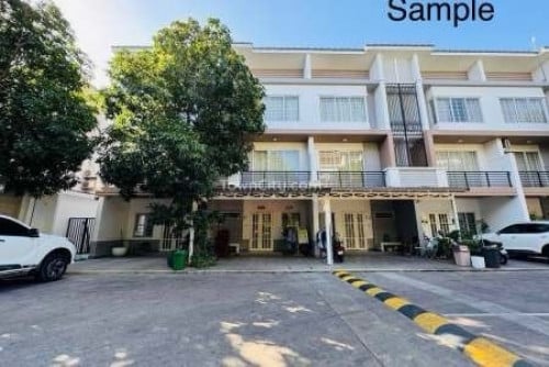 ផ្ទះវីឡាកូនកាត់LC2មានដីសល់ដីគៀនផ្ទះ1.7m (ចរចារ)