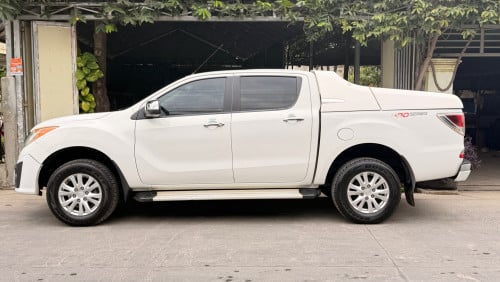 មហាសែនថ្មី Mazda BT-50 015 Pro Series 3.2 4X4