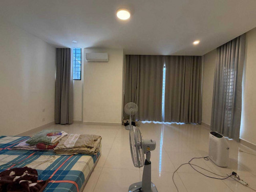 🏠 វីឡាភ្លោះAសម្រាប់លក់នៅ បុរីប៉េងហួតដឹស្តាមេរាហ្គាដិន 50m