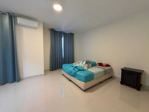 🏠 វីឡាភ្លោះAសម្រាប់លក់នៅ បុរីប៉េងហួតដឹស្តាមេរាហ្គាដិន 50m