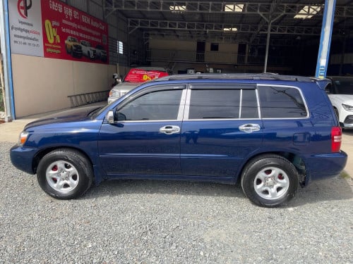 🚔 ឃ្លាំងលក់រថយន្ត សេម អូតូ ខា💰មានសេវាកម្មបង់រំលស់100% បង់120$-220$🚗Toyota Highlander 2001 V4