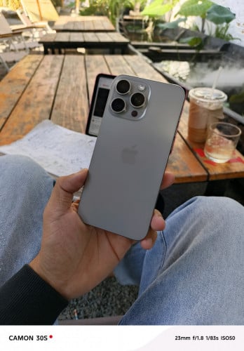 15promax 256G Zp ដូរអេក្រង់សុីន មានស្កែន