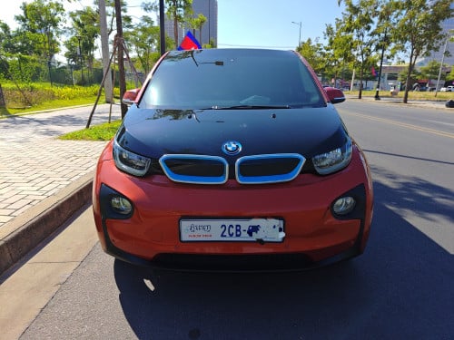 BMW i3 Ev + Engine