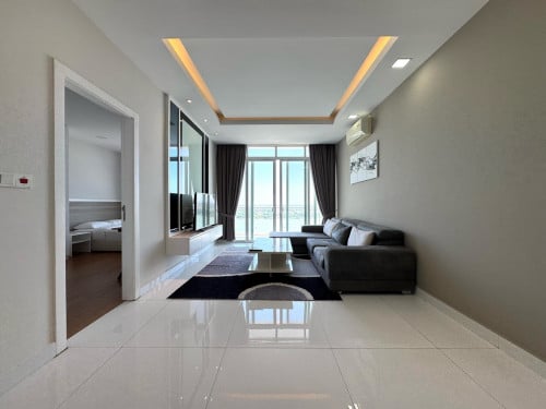 Condo at riverside big 2bedroom for rent