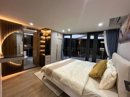 Condo morgan 2bedroom for rent beautiful decore