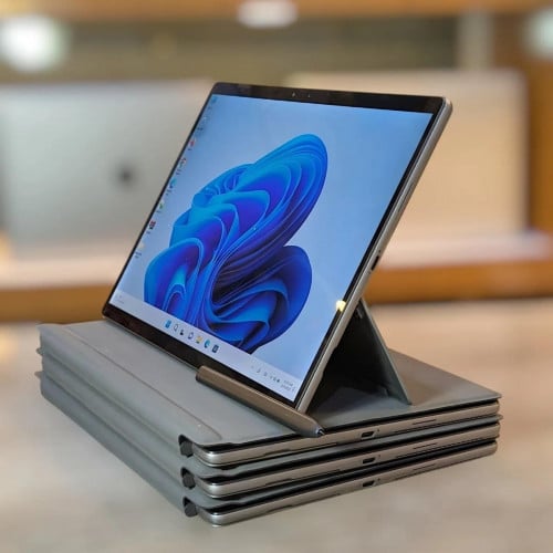 Dell latitude 7320 2n1 ci5-1140G7 ram 16gb ssd m2 256gb