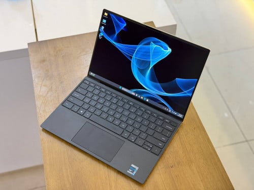 Dell XPS 13 9310 (Grade A) CPU Corei5-11th, RAM 8GB, SSD 512GB