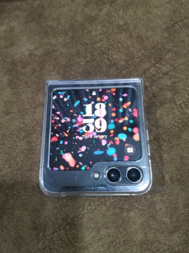 Flip 5 ក្រុមហ៊ុន For Sell