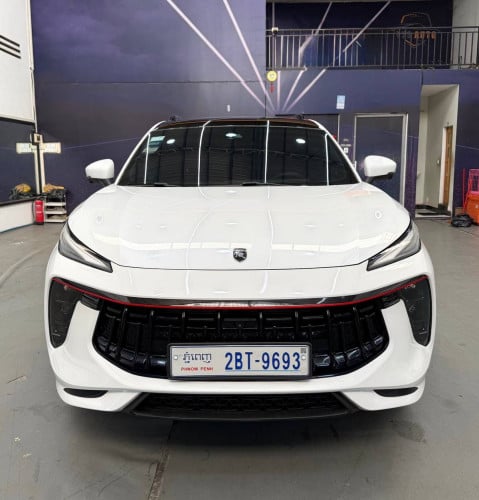 Forthing T5 EVO 2022 Luxury Full option ហ្សុីនទាំងកាង