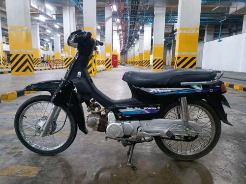 Honda Dream 1996
