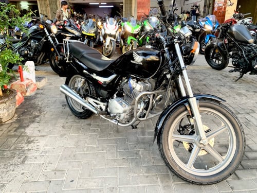 Honda nighthawk 250 1997 95%