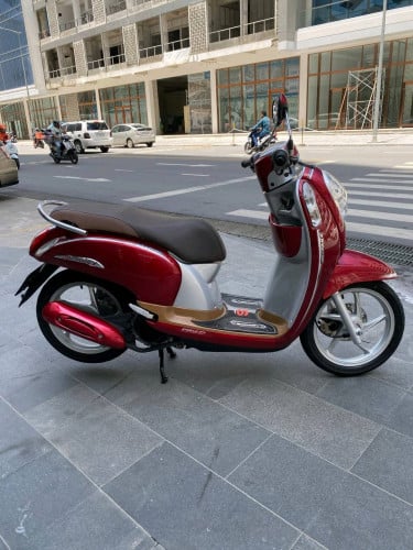 Honda scoopy 2014