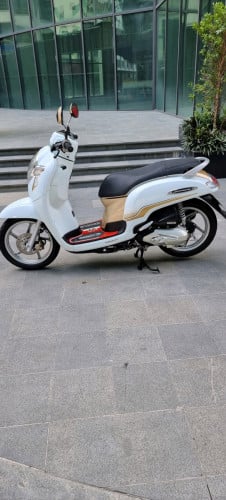 Honda scoopy 2021