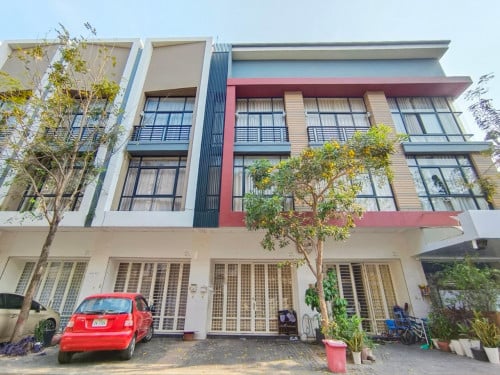 House for rent in Borey Peng Houth N1