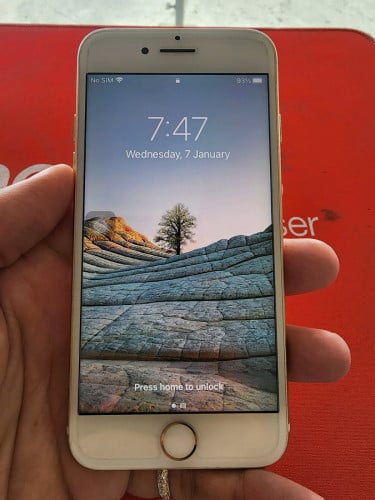 IPhone 7 32G = 10 ម៉ឺន