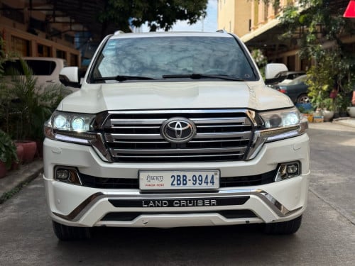 Land 2008 ឡេីង​ 2021 ឡានថ្មី