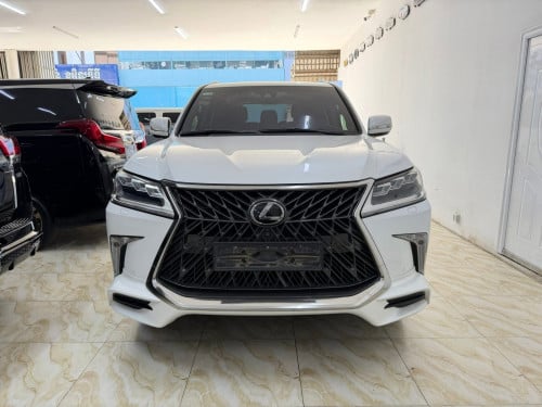 LEXUS LX570 Super Sport 2018