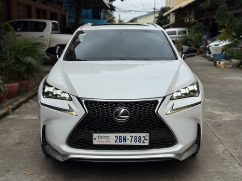 Lexus NX200T Fsport 2015 ៥បូតុង​ cherry