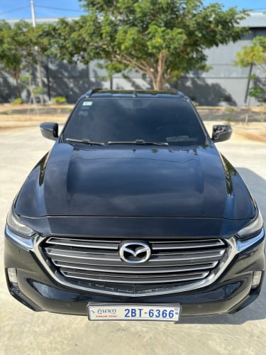 MAZDA BT50 BLACK NEW99%