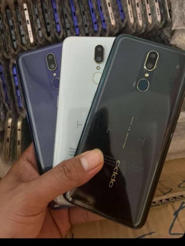 Oppo F11 Ram 6/128  សំណុំសុីន ថ្មកាន់ សេវាខ្លាំង