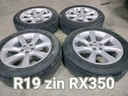 R19 zin RX350 ឆ្នាំ012 ស្អាត98% ត្រូវ🚘RX300/330/ហាយឡែនឌ័រ