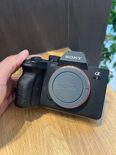 Sony a7iv for sale 95%