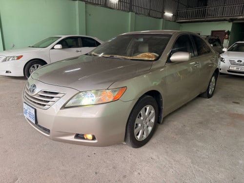 Toyota Camry 2007 XLE FULL OPTION ពណ៌មាស ប្រភេទឡានមូលសានុំស្រីន ឡានថ្មីខ្លាំង